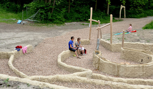 haarlemmermeerpark-ruine-waterpomp.jpg